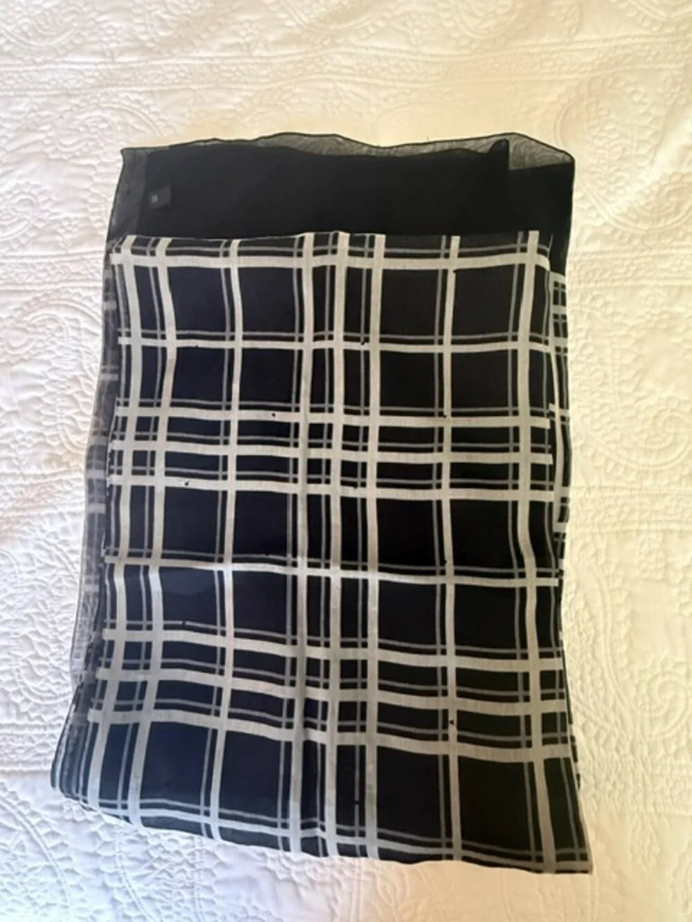 burberry scarf shawl black and white silk